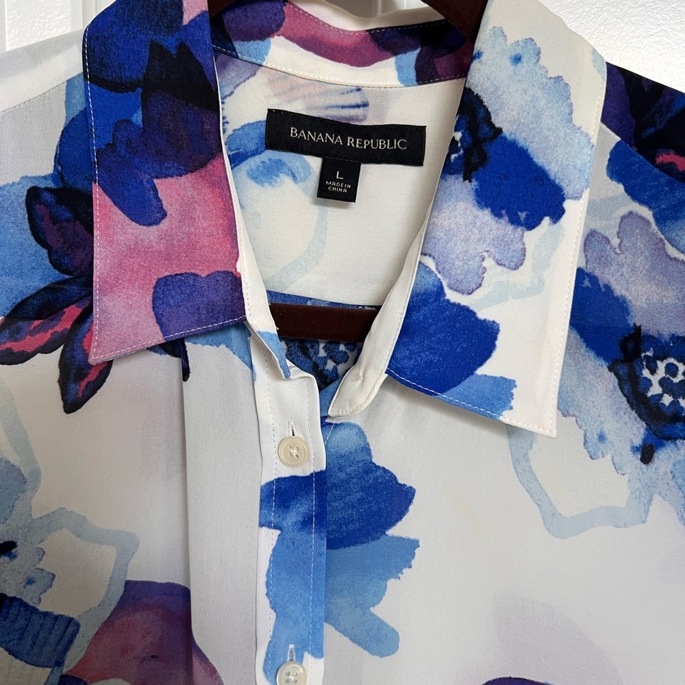Banana Republic Blue and Purple Floral Shirt - Picture 2 of 2